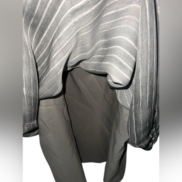 EUC Vince 100% Silk Green White Striped Lined Tank Small Lightweight - Picture 4 of 7